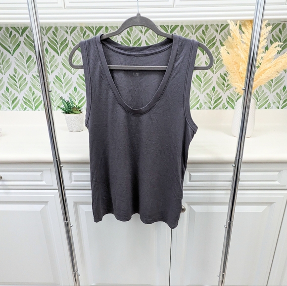 ⭐ Gray A New Day Tank Top⭐ - Picture 1 of 4